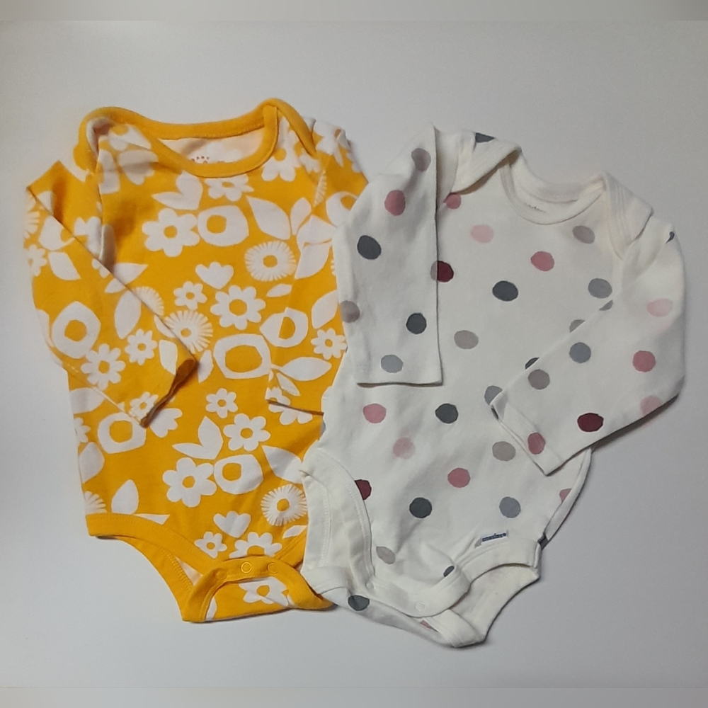 #0128 Set of Long sleeves Onesies for 3-6M girls
